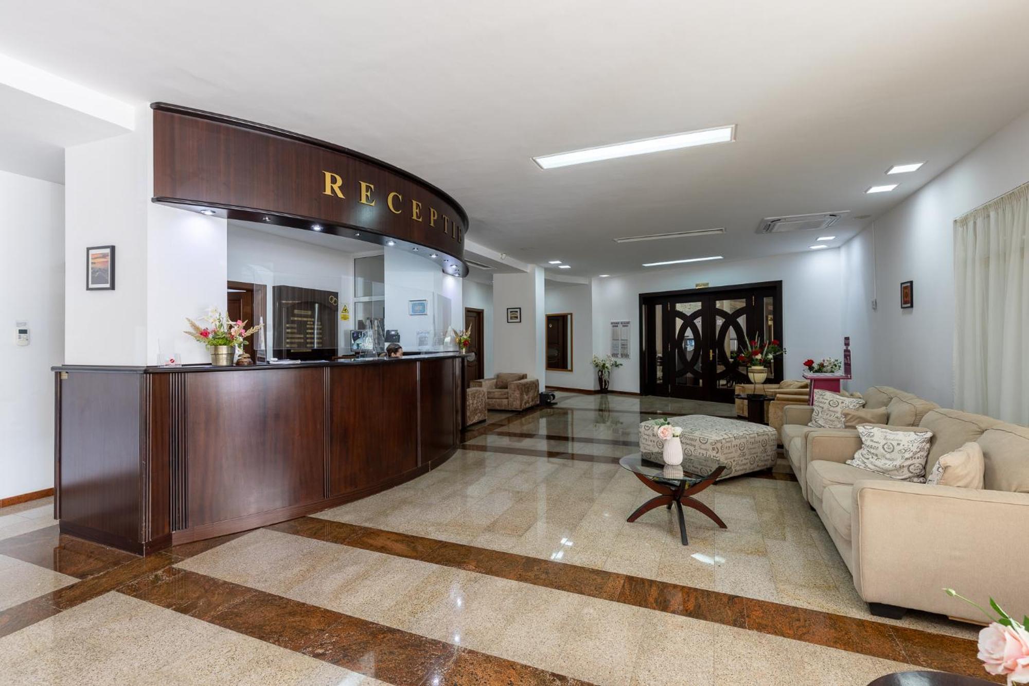 Hotel Condor Mamaia Exterior photo